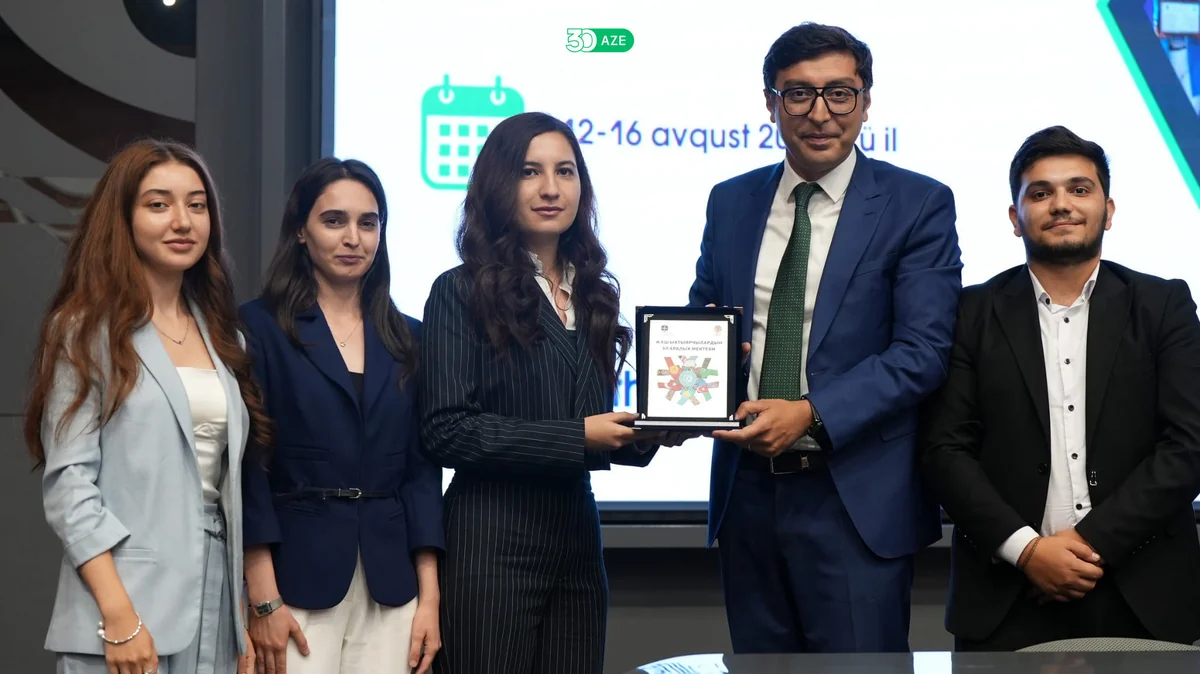 Fərid Qayıbov nazirliyin dəstəyi ilə beynəlxalq tədbirlərdə iştirak etmiş gənclərlə görüşüb