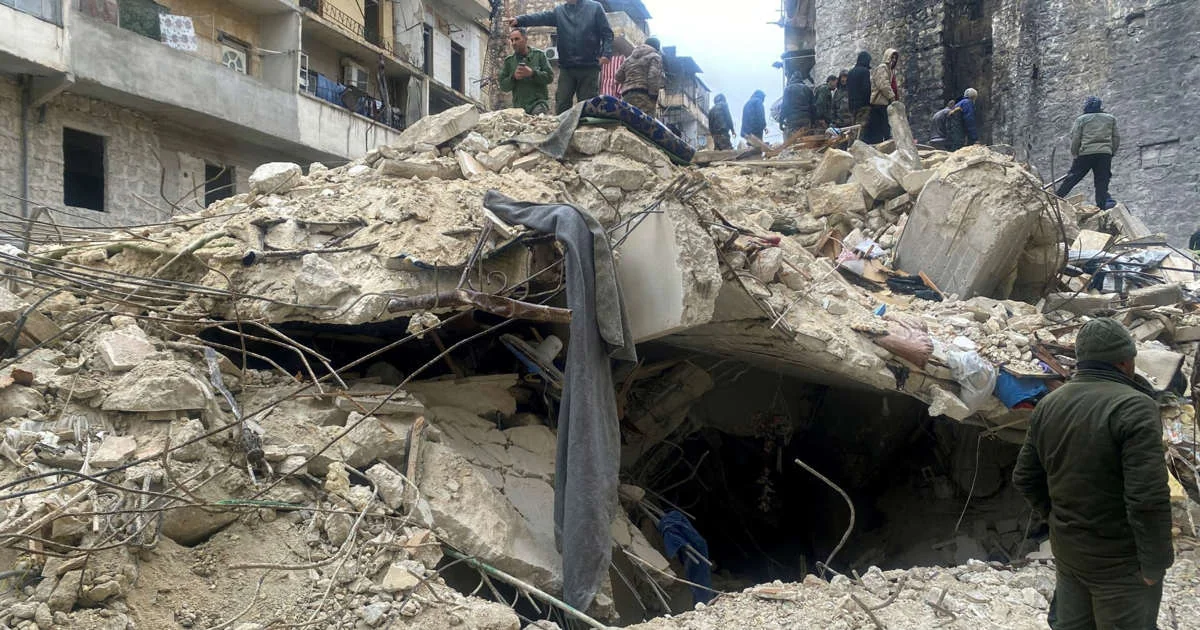 Suriyadakı zəlzələ nəticəsində ölənlərin sayı 2 mini keçib