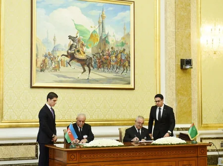Azerbaijan, Turkmenistan sign bilateral documents