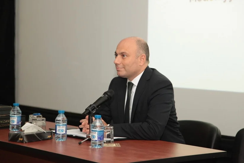 Anar Kərimov kino ictimaiyyəti ilə  görüşüb, irad və təklifləri dinləyib - YENİLƏNİB