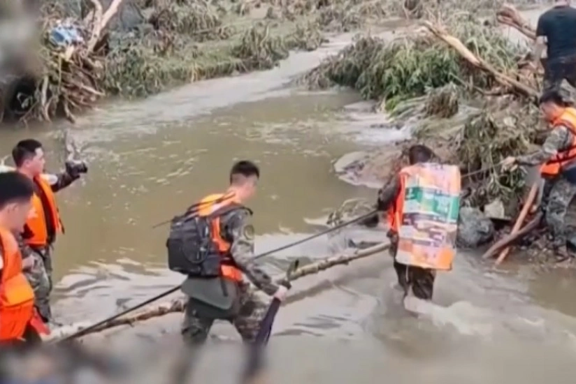 Çində daşqınlar nəticəsində 8 nəfər ölüb