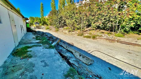 Bakının Cavanşir küçəsi təmir edilir