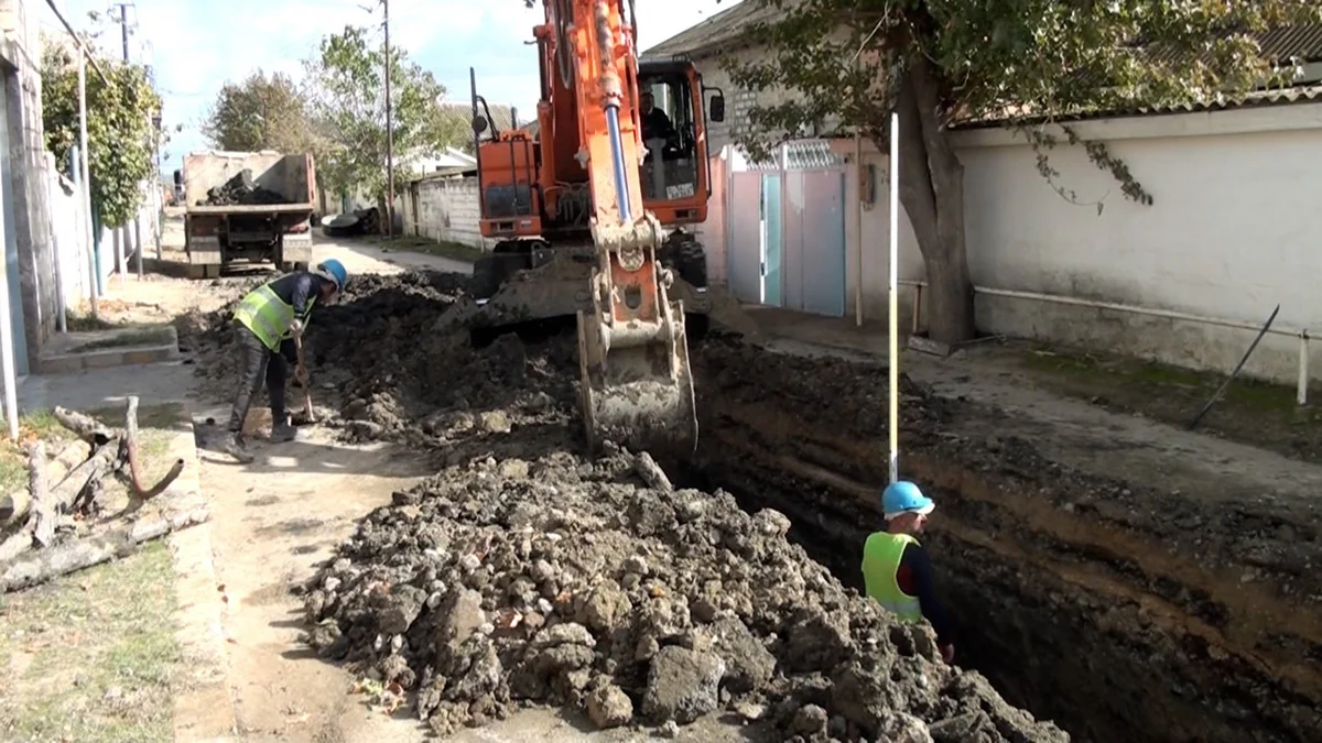 ADSEA: Şirvan şəhərində su təchizatı və kanalizasiya şəbəkəsi yenilənir