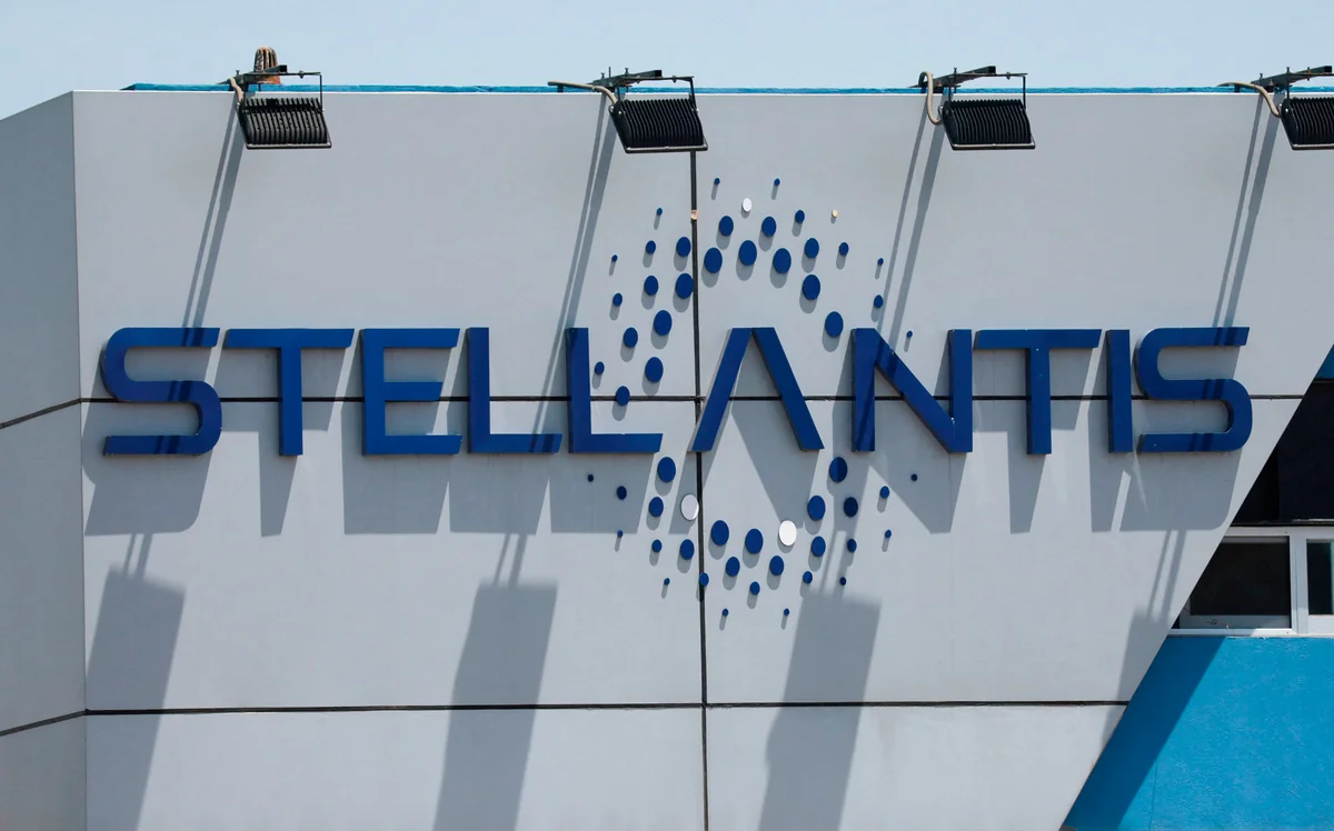 Stellantis сообщила об убытках в €300 млн от пошлин США