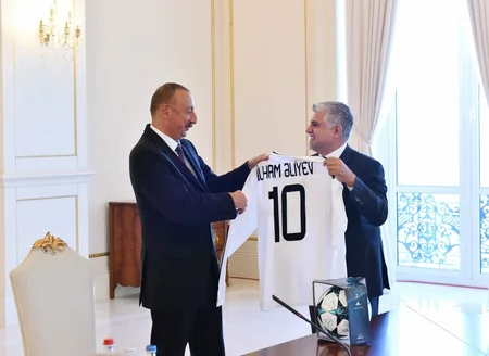 Prezident İlham Əliyev “Qarabağ” klubunun heyətini qəbul edib - ƏLAVƏ OLUNUB