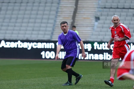Tofiq Bəhramovun 100 illik yubileyi münasibətilə yoldaşlıq matçı keçirilib