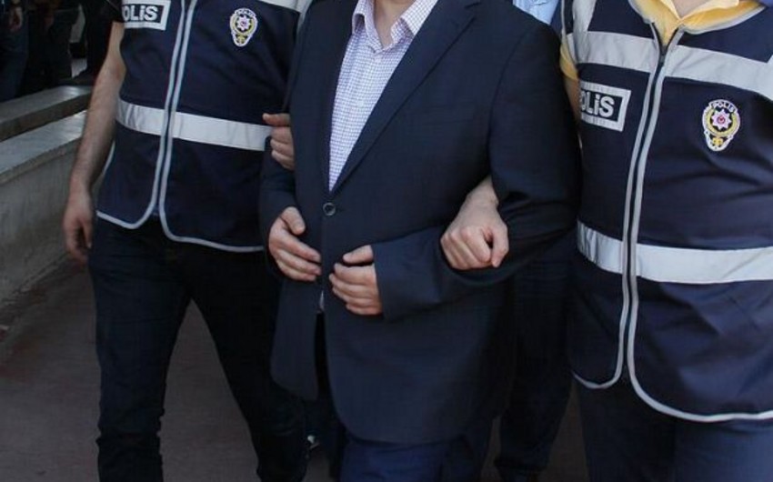 FETÖ-nün rəhbərliyində təmsil olunan 3 nəfər Qabonda tutularaq Türkiyəyə gətiriliblər