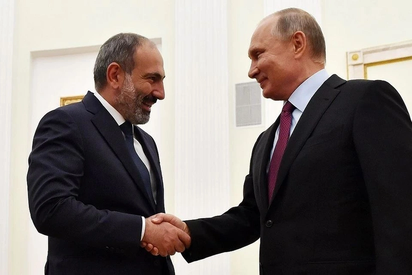 Pashinyan lied to Putin on registering Russian vaccine in Armenia