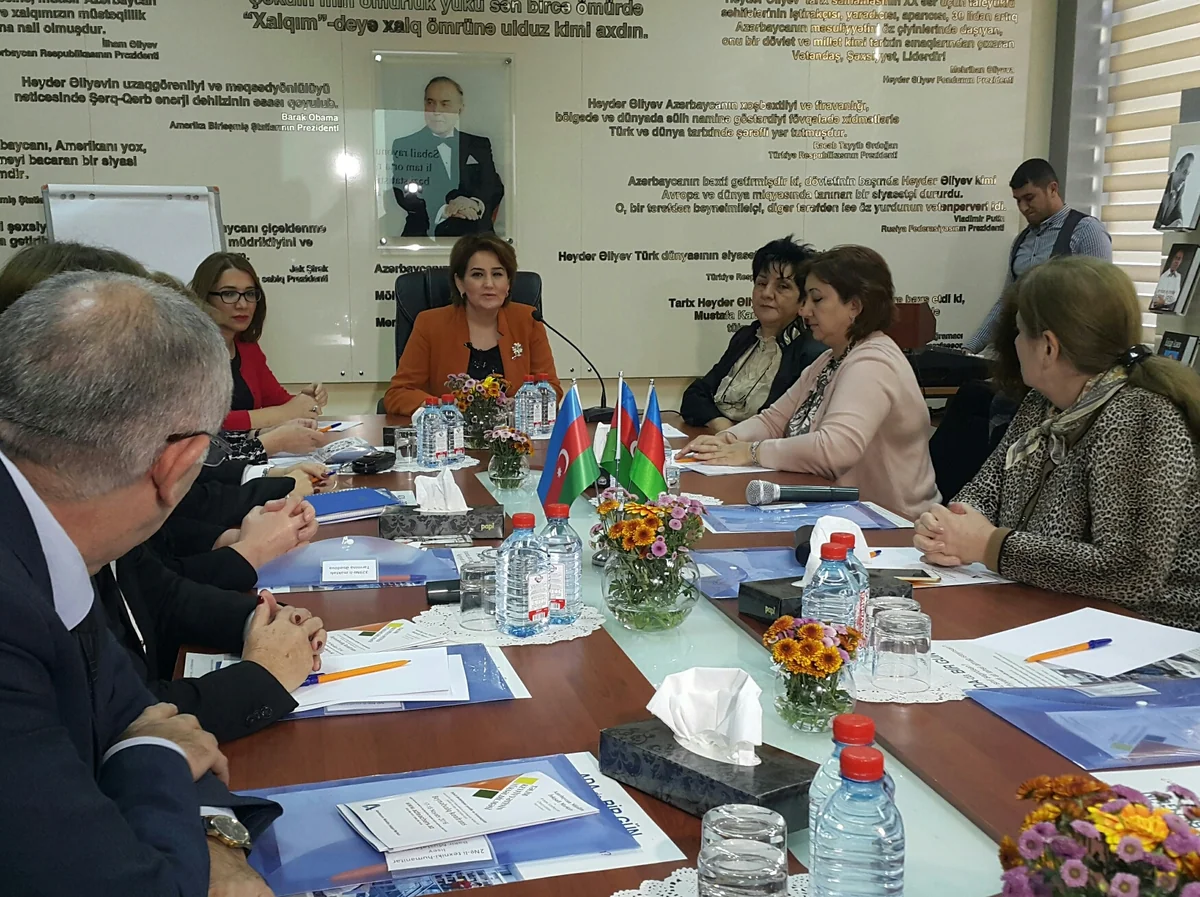 Səbail rayonu üzrə “Məktəb seminarları” layihəsi başa çatıb