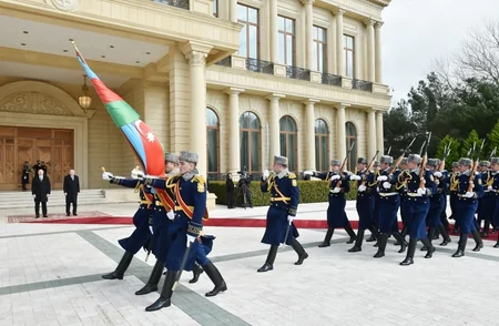 Türkiyə Prezidentinin rəsmi qarşılanma mərasimi olub - VİDEO