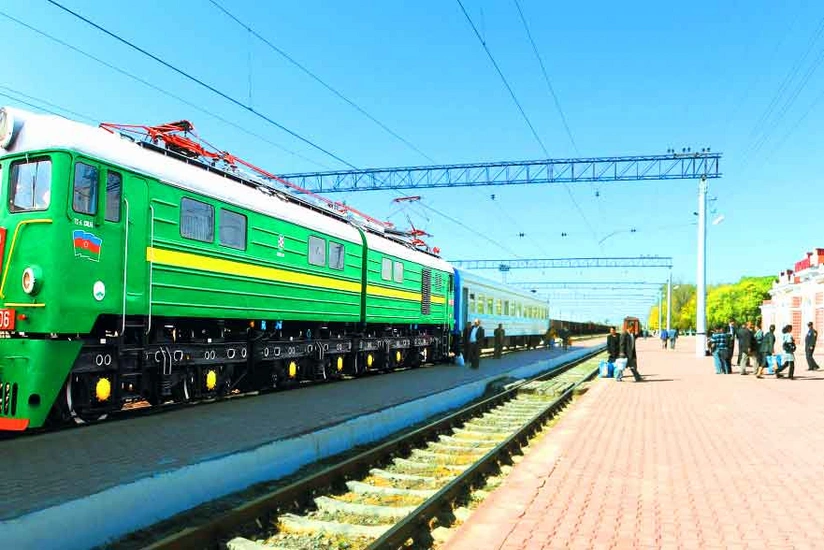 Naxçıvanda dəmir yolu ilə sərnişin daşımaları müvəqqəti dayandırılır
