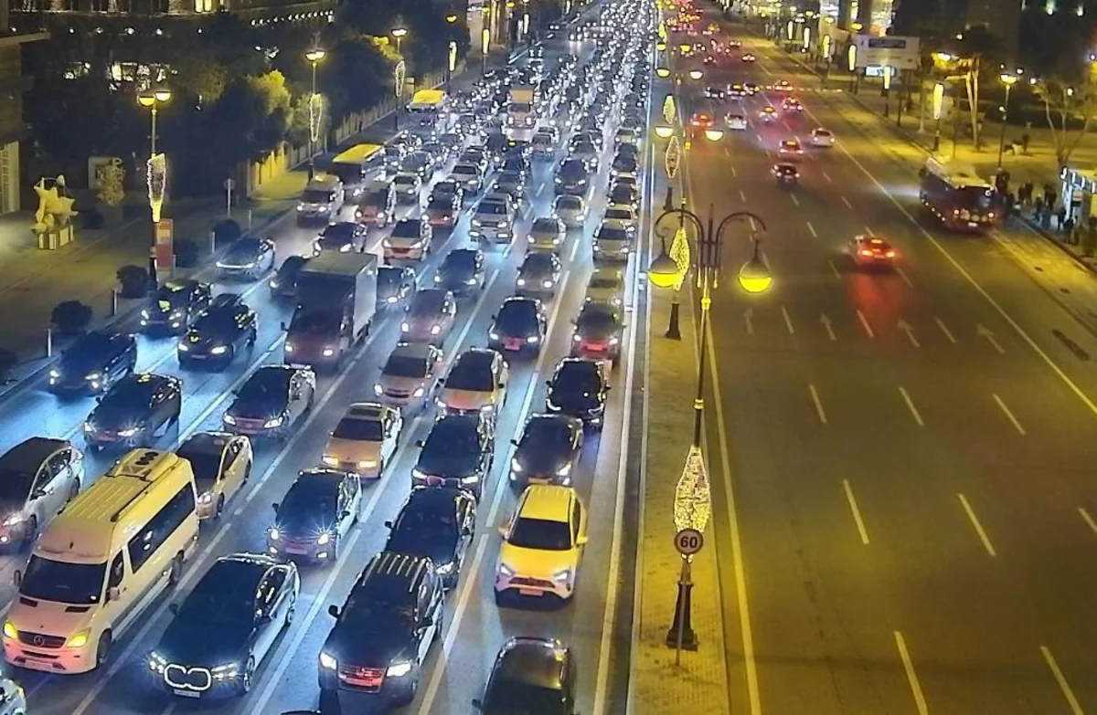 Bakının bir sıra yollarında tıxac müşahidə olunur
