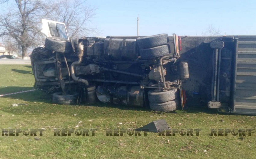 Şabranda TIR 3 avtomobillə toqquşub, 2 nəfər ölüb, 4 nəfər yaralanıb