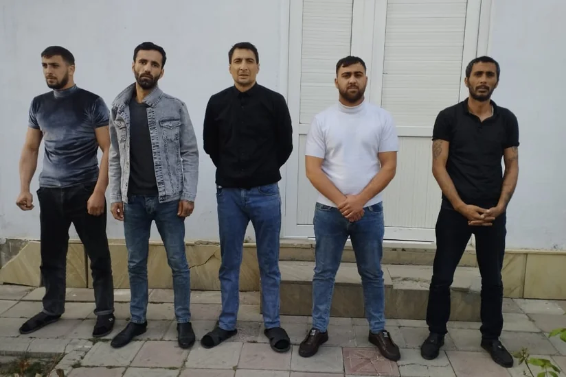 Mağazalardan oğurluq edən dəstə üzvləri tutulub