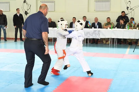 Məcburi köçkün məktəblilər arasında Ulu Öndərin 100 illiyinə həsr olunmuş turnir keçirilib