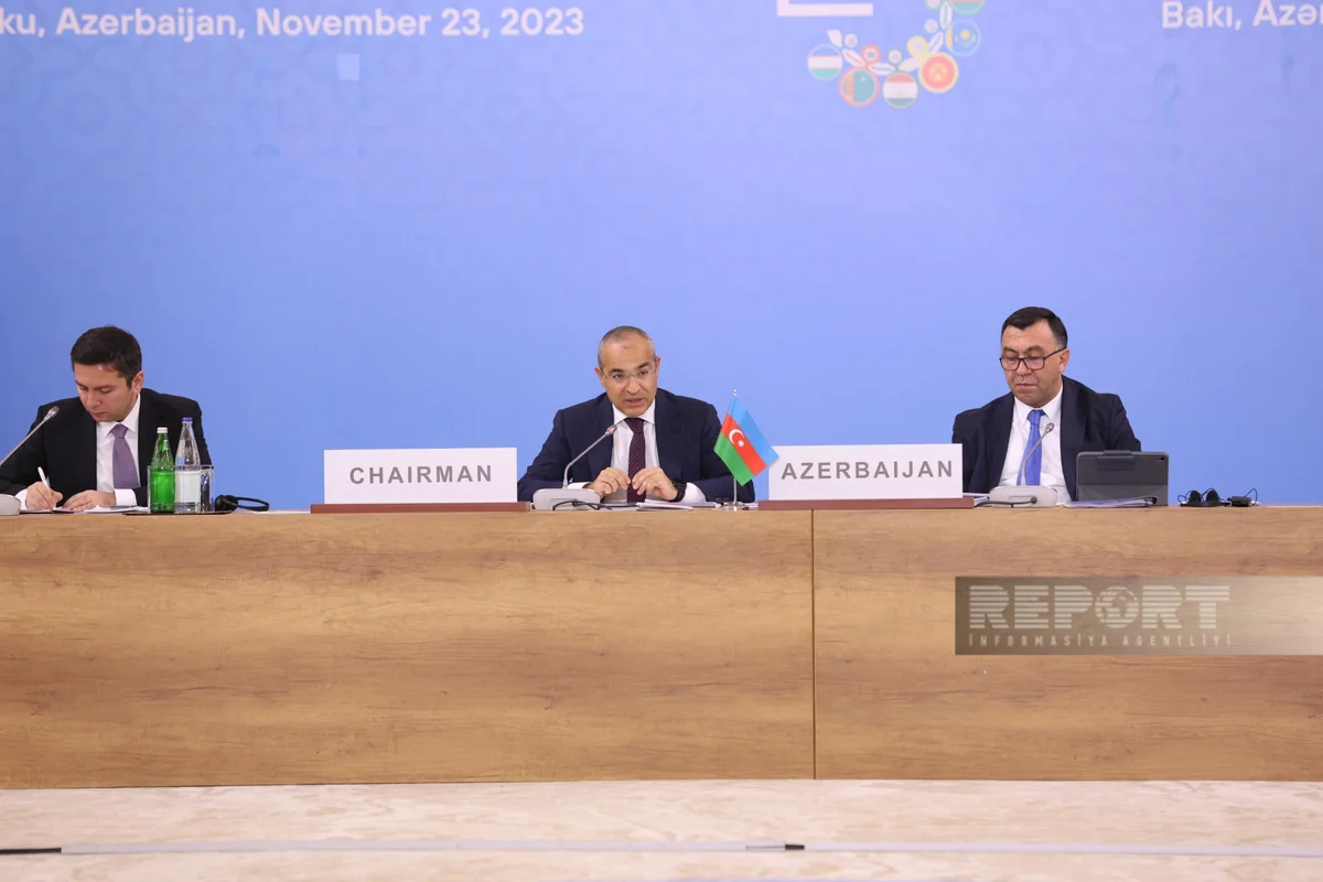 Mikayıl Cabbarov: Şərq-Qərb dəhlizi ilə yük daşımalarında artım var