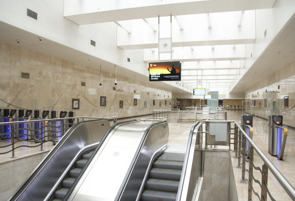 Bakı metrosunun bəzi stansiyalarına giriş saat 23:30-da bağlanacaq
