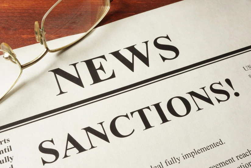 UK, US impose sanctions on Houthi supporters