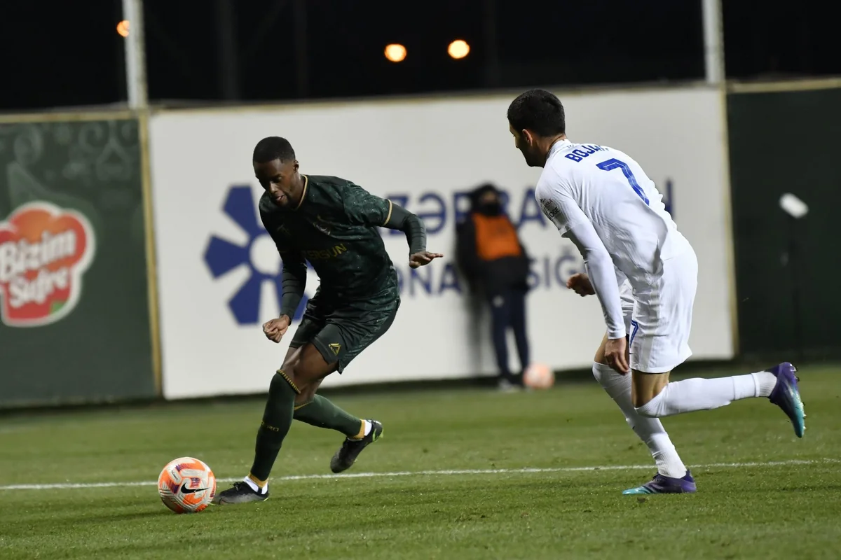 Qarabağ daha bir futbolçusu ilə yollarını ayırmaq istəyir