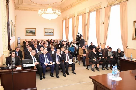 ​В честь погибших нефтяников воздвигнут памятник