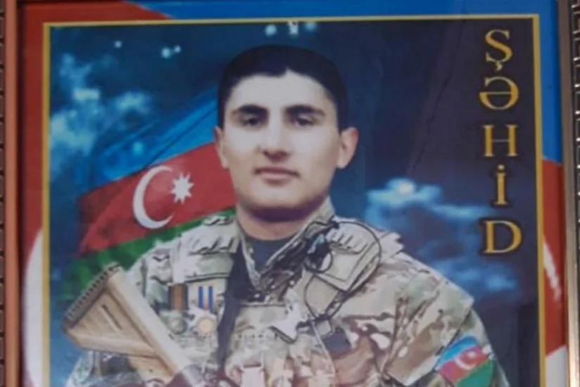 Близкие 22-летнего шехида отметили его день рождения у его могилы