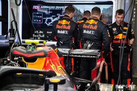 “Formula 1”in pərdəarxası - FOTOREPORTAJ