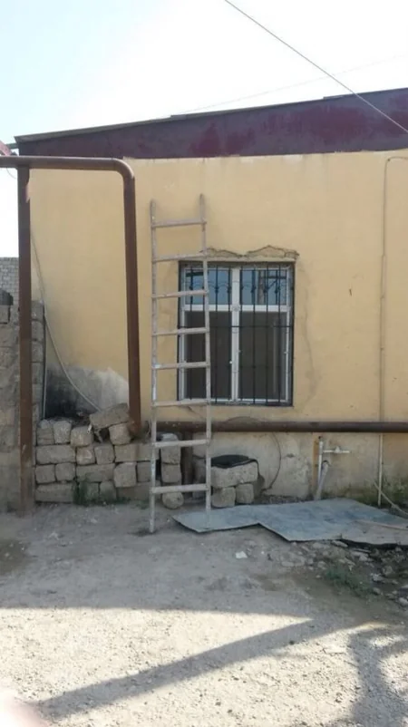 Bakıda polis iki nəfəri marketdən oğurluq edərkən tutub