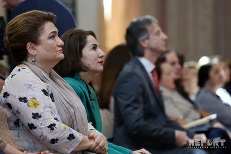 Bakıda “Azərbaycan qadınına seçki hüququ verilməsinin 100 illiyi” münasibətilə tədbir keçirilib