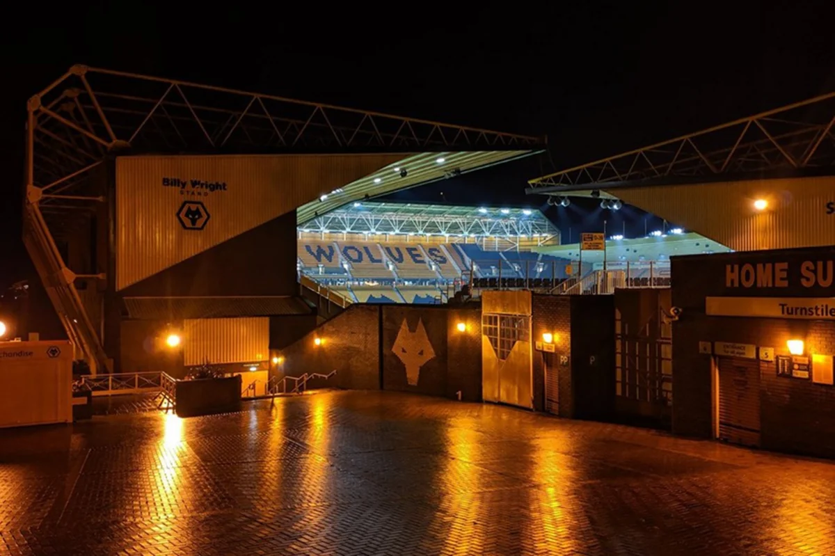 İngiltərə klubunun stadionunda yanğın olub
