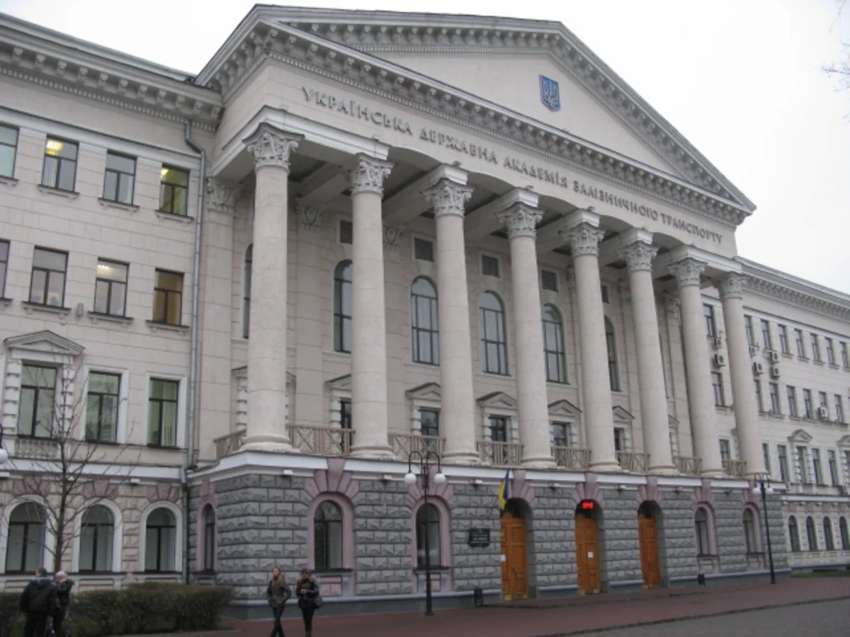 ​Харьковский университет железнодорожного транспорта планирует открыть представительство в Азербайджане