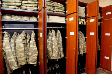 Azerbaijani Defense Minister visits foremost military units - VIDEO
