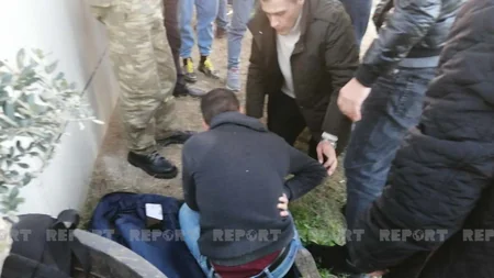 Bakıda sərnişin avtobusu velosipedçini və yaşlı qadını vurub