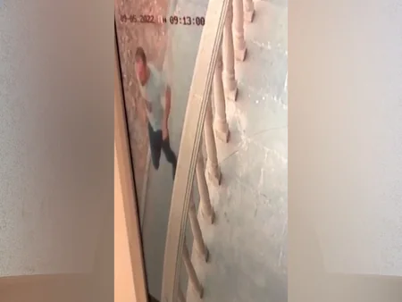 Bakıda qadının qızıl boyunbağısını dartıb qaçan şəxs tutulub