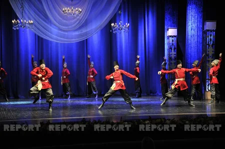 Musiqili Teatrda Qadın gülərsə... adlı tədbir keçirilib