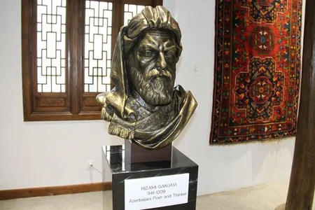 Çindəki “Azərbaycan mədəniyyətinə pəncərə” pavilyonu ziyarətçi axını ilə seçilir