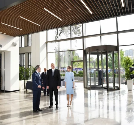Prezident İlham Əliyev Bakıda Heydər Əliyev adına Müasir Təhsil Kompleksinin yeni binasının açılışında iştirak edib - YENİLƏNİB