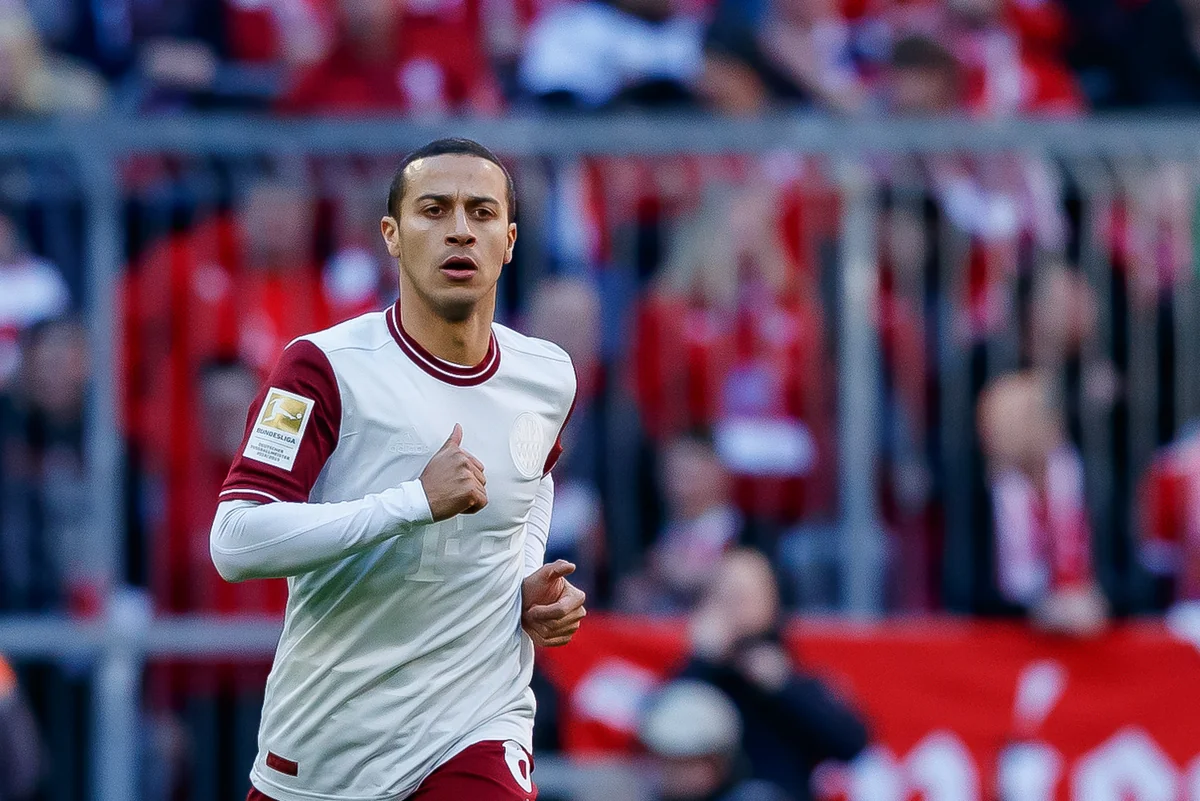 Liverpul Bavariyanın futbolçusunu transfer etdi