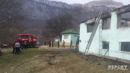 В Губе подожгли дом директора школы