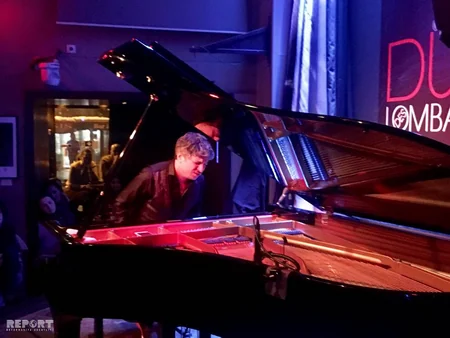 Azərbaycanlı musiqiçi Parisdə konsert verib - VİDEO