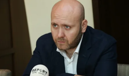 İlham Rüstəmov
