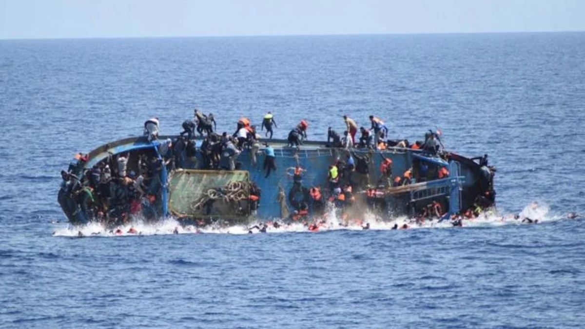 Tunisdə qaçqınları daşıyan qayıq batıb, 21 nəfər ölüb