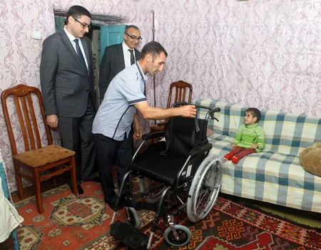 Ötən il əlilliyi olan 35 mindən çox şəxs reabilitasiya vasitəsi ilə təmin edilib