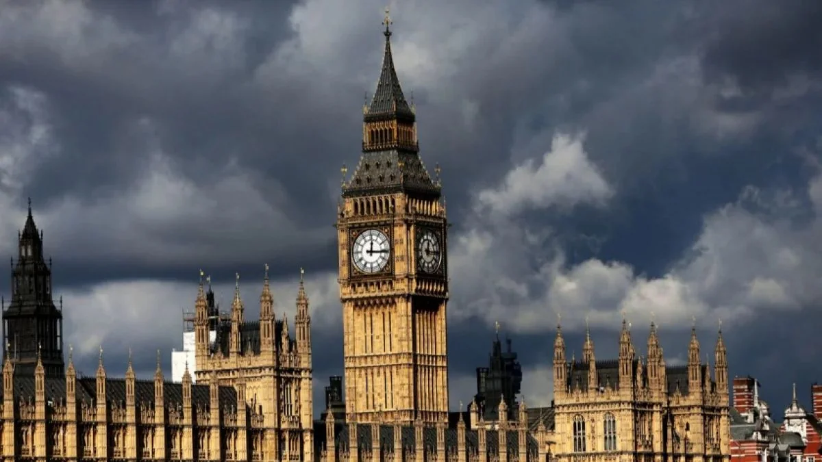 Times: Британских парламентариев подозревают в связях с секс-индустрией