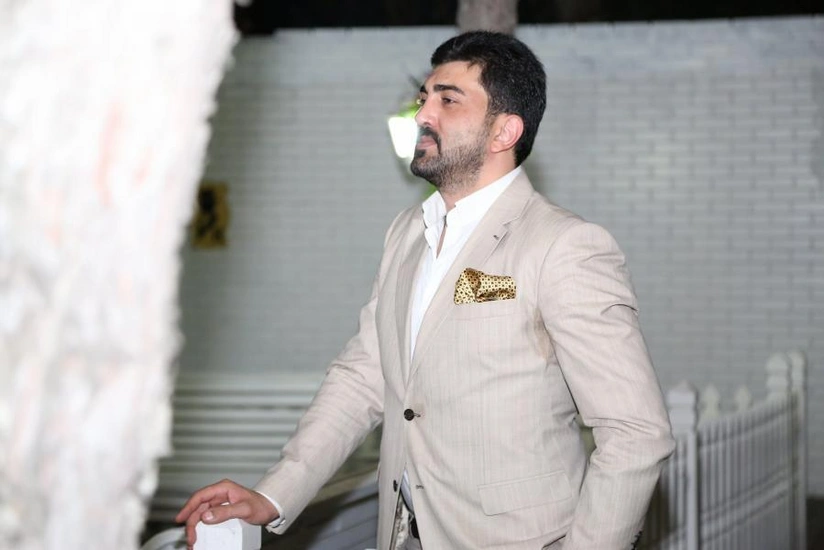 Azərbaycanda müğənninin evindən pul oğurlanıb