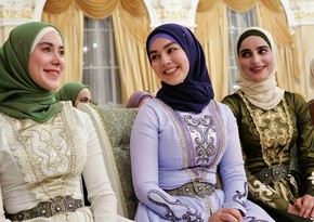 Özbəkistanda hicab taxmağa icazə verilib