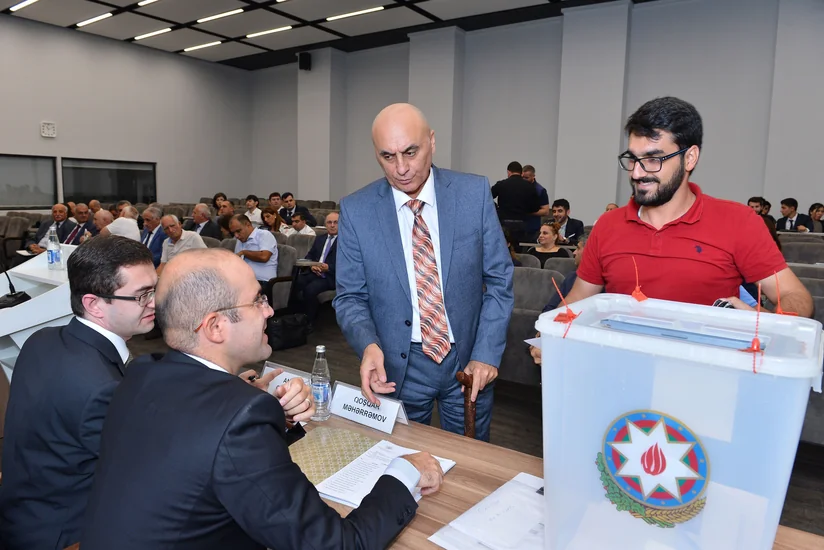 Təhsil Nazirliyi İctimai Şuraya keçirilən seçkilərlə bağlı narazılıqlara münasibət bildirib
