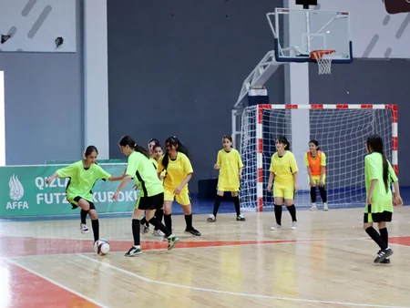 UEFA-nın dəstəyi ilə Lənkəranda “Qızlar Futzal Kuboku” keçirilib