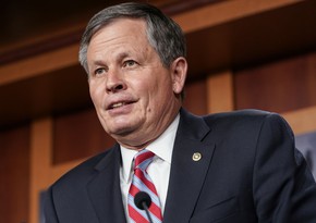 Senator Steve Daines of Montana arrives in Azerbaijan