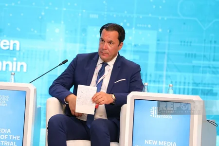 Şuşa Qlobal Media Forumunda ikinci sessiya başlayıb