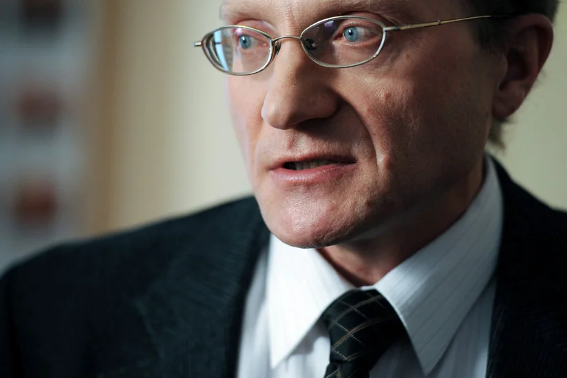 Eks-nazir müavini: Neftin qiymətinin 25 dollara enməsi Rusiya iqtisadiyyatını çıxılmaz vəziyyətə salacaq